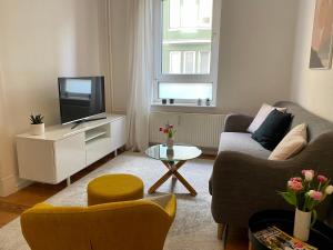 Zentrumsnahe schöne Altbauwohnung bis 4 Personen