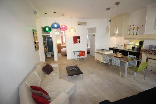 Zone piétonne, 3 chambres, 3 SDB