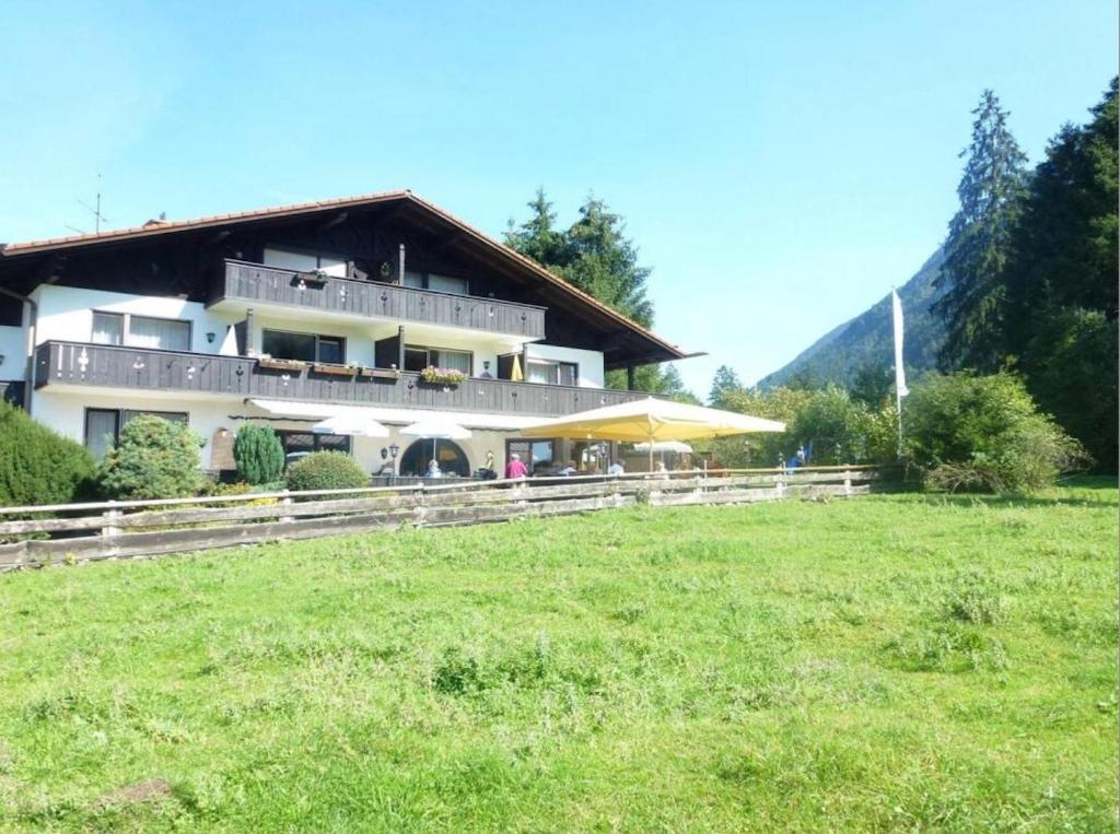 Zugspitz Traumapartment Esterbergstrasse 37 Apartment 32, 82490 Farchant