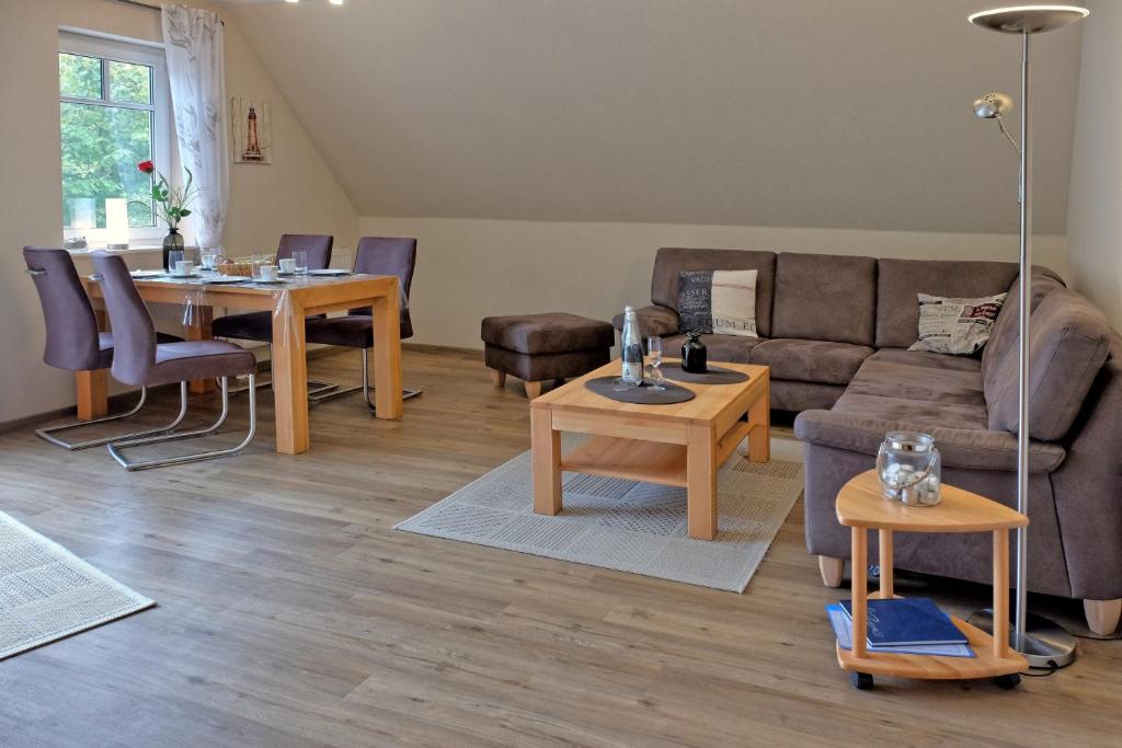 Zur Hanse Wohnung 4 5 - Zur Hanse West Prerower Str. 4a, 18374 Zingst
