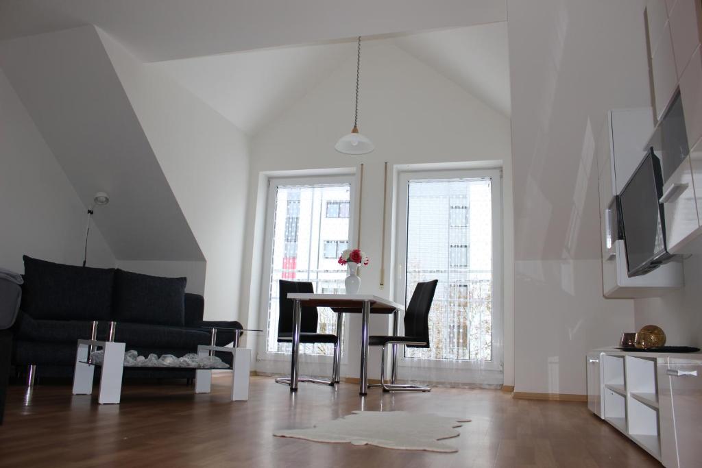 Appartement ZV-Scholtz Burghausen, Mozartstr.15 AP-52 15 Mozartstraße BGH-AP-52 84489 Burghausen