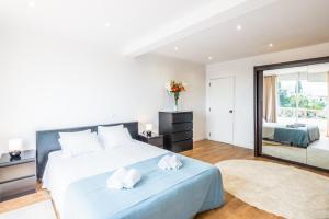 #084 Lovely Spacious Flat Near OldTown Beach
