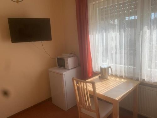 1 Bett Zimmer in ehemaligem Hotel für kurz oder lang