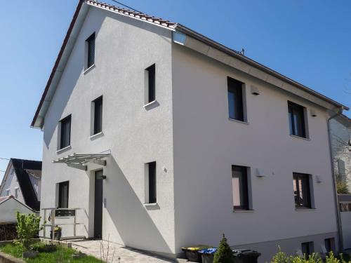 16Lilien Apartmentwohnung