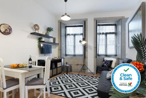 2 Comfortable Stunning Flats - City Center