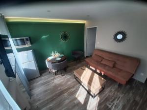 Appartements 3 Apt T2 COSY de 40 à 50 M2 Idéal pour un déplacement PRO \ 15 Rue du Docteur Durand 07700 Bourg-Saint-Andéol Rhône-Alpes