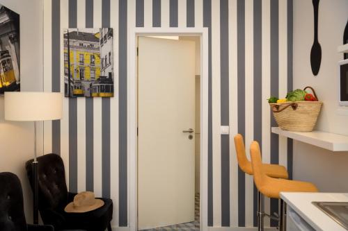 Alfama Yellow House