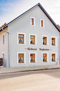 Appartements Alte Bäckerei Zieglmeier - Wohnen auf Zeit 11 Hauptstraße 85129 Oberdolling -1