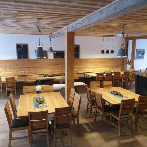 Alte Backstube - Ferienwohnung Hüttenstube und Ferienzimmer Auszeit