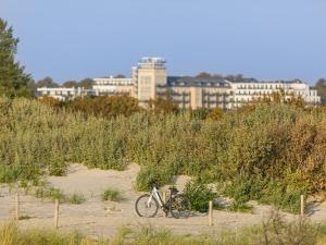 Alte Seefahrtschule am Ostseestrand