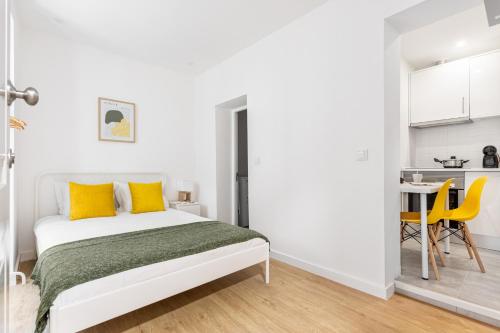 ALTIDO Charming Apartments near Necessidades Palace