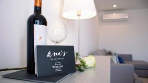 Ana's Apartments