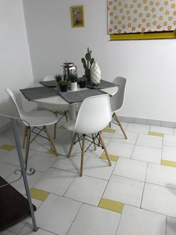 Apartamentos Cavaco Rua das Amoreiras nº5, 8670-320 Odeceixe