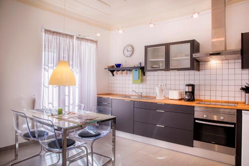 Apartamentos Marreiros Neto
