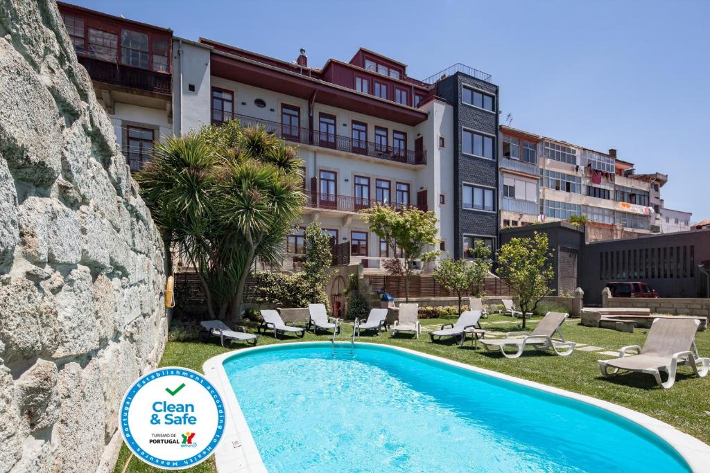 Aparthotel Oporto Alves da Veiga Rua Dr Alves da Veiga 65, 4000-073 Porto