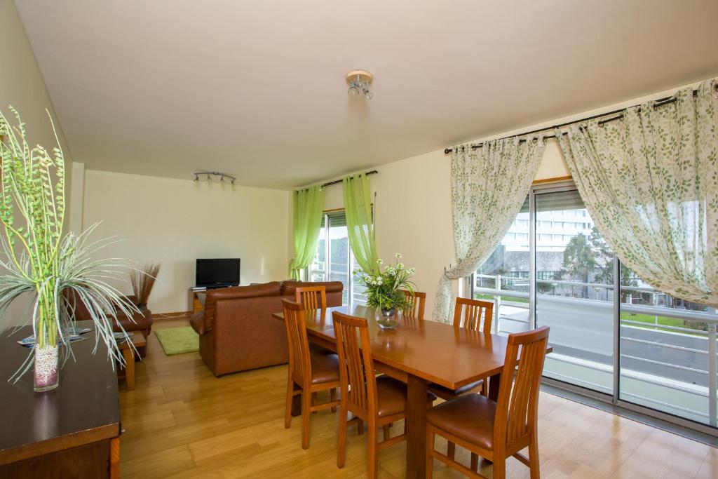 Appartements Apartment T3 in downtown Rua Dr. Hugo Moreira, 4 - 1.º Esq 9500-792 Ponta Delgada