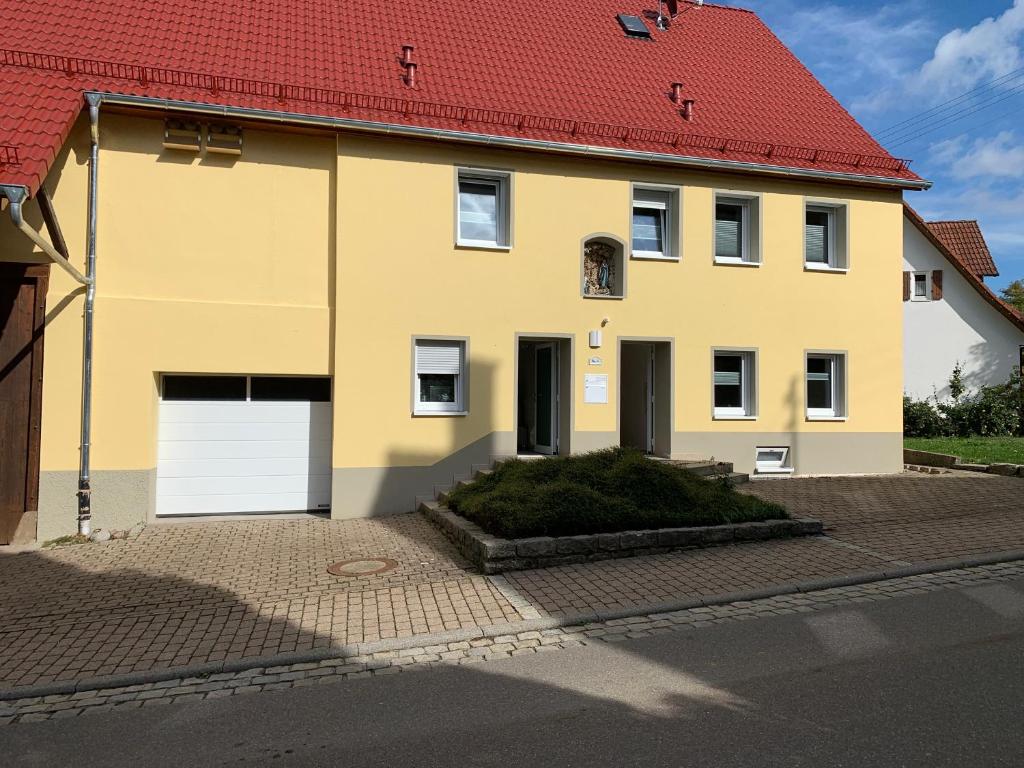 Apartments beim Backhäusle Eyacher Straße 4, 72181 Starzach