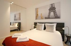 Appartements Apartments Paris Centre - At Home Hotel 236, rue Saint Martin 75003 Paris Île-de-France