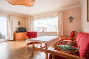 Appartements Apartments- und Ferienhaus Anton Alpspitzstraße 38 82467 Garmisch-Partenkirchen Bavière