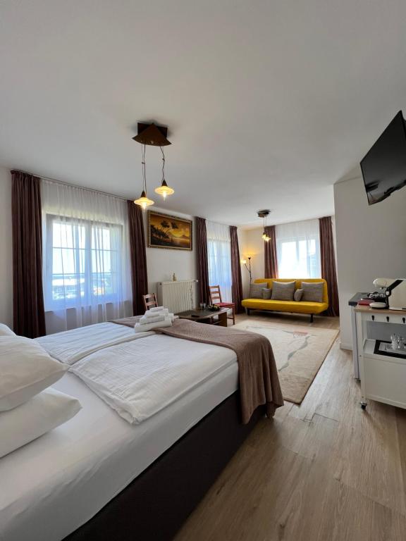 Aparts4ring Nürburg - Private Rooms 10 Hatzenbachstraße, 53520 Nürburg