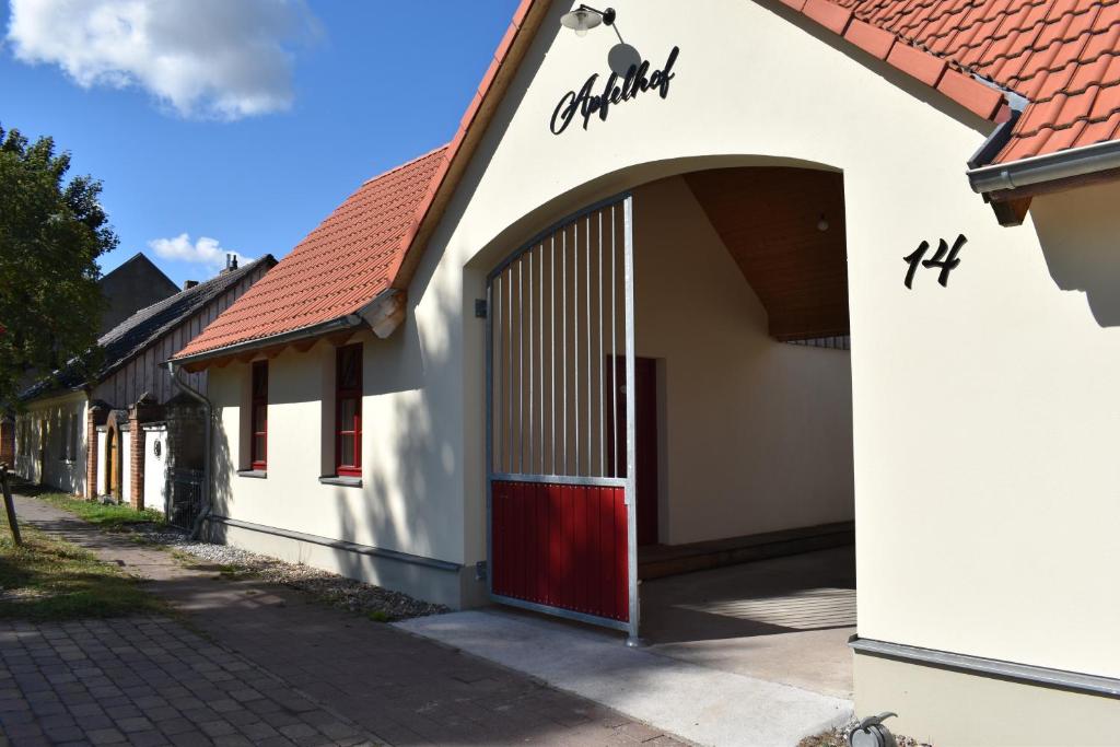 Apfelhof Biesenbrow Heidenstrasse 14, 16278 Biesenbrow