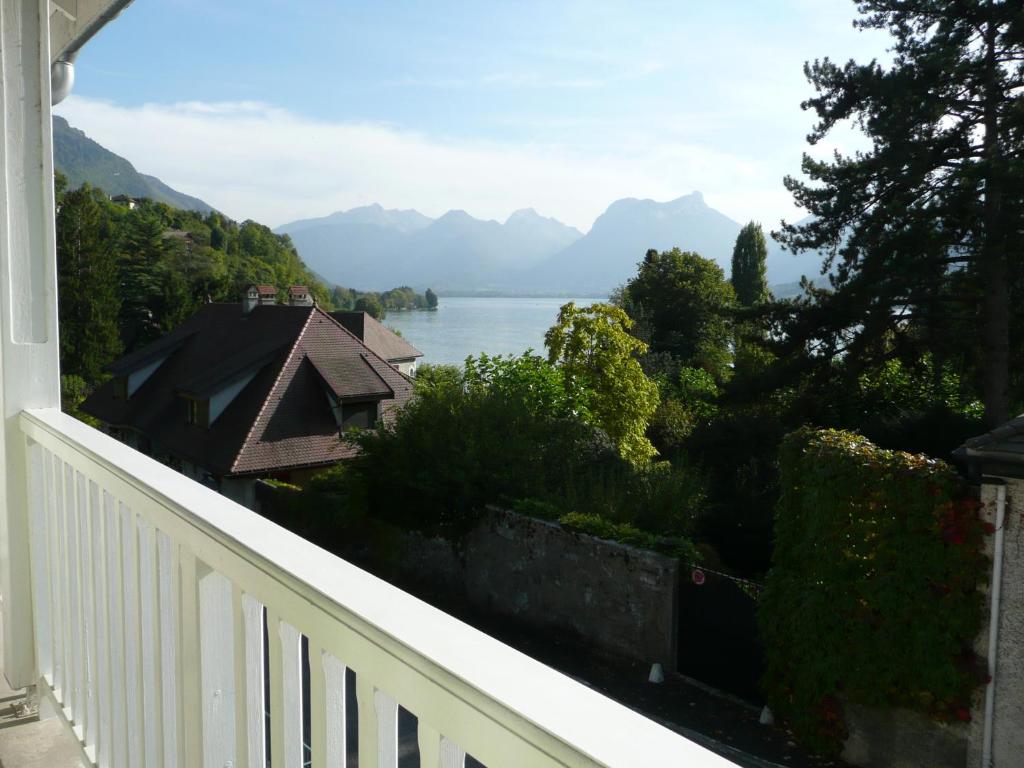 Appartements Appartement à Talloires 227 rue André Theuriet 74290 Talloires