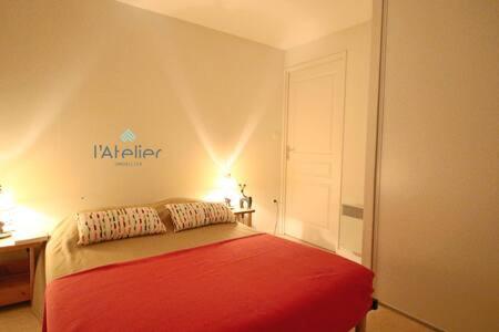 APPARTEMENT CALME 5 PERSONNEs CENTRE ST LARY