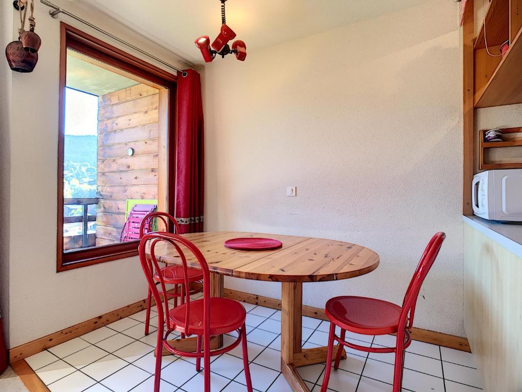 Appartement Le cheval blanc 15300 Laveissière