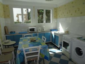 APPARTEMENT SPACIEUX à 60 M DE LA PLAGE