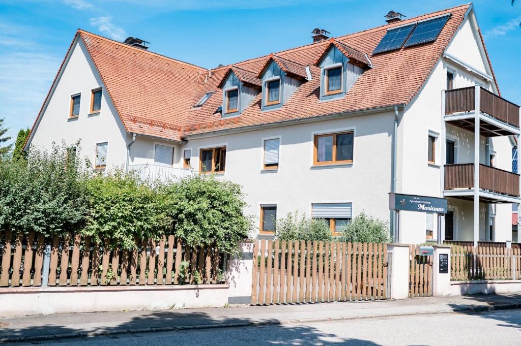 Appartements Appartementanlage Marianne Hirschlacher Straße 18 91732 Merkendorf