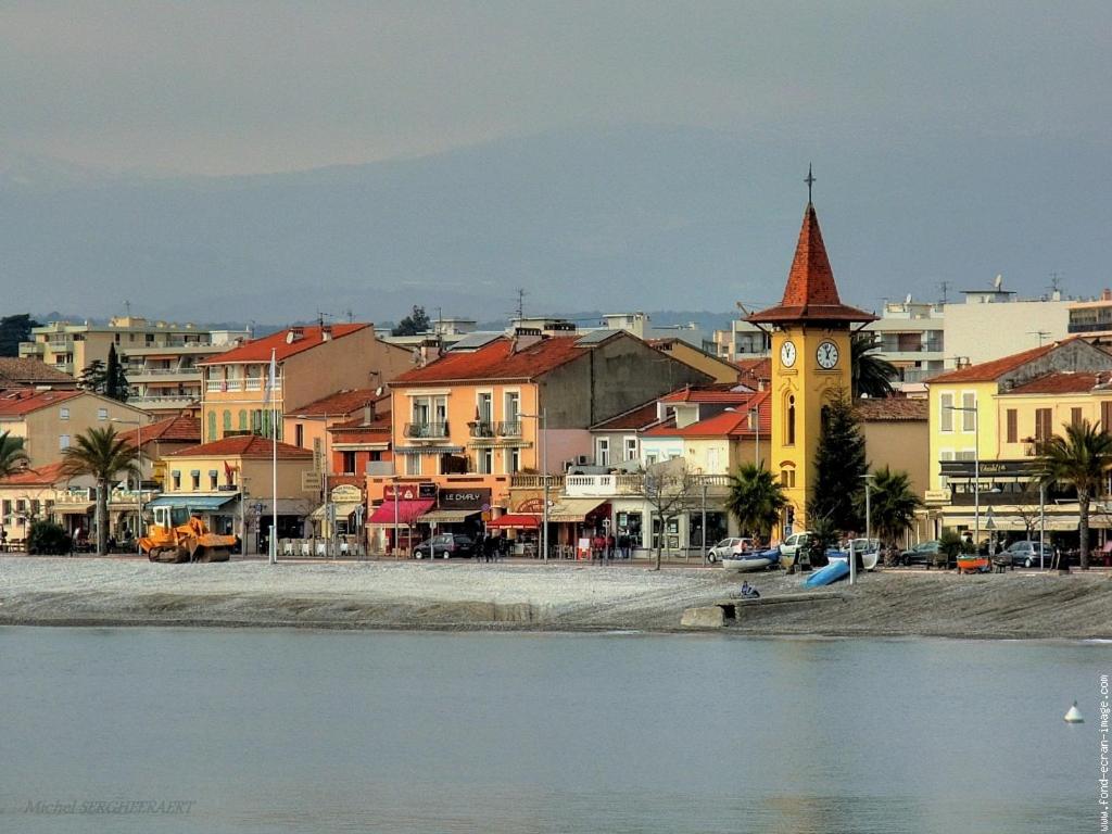 Appartements Appartements Au Cros De Cagnes 81 Promenade De La Plage 06800 Cros-de-Cagnes