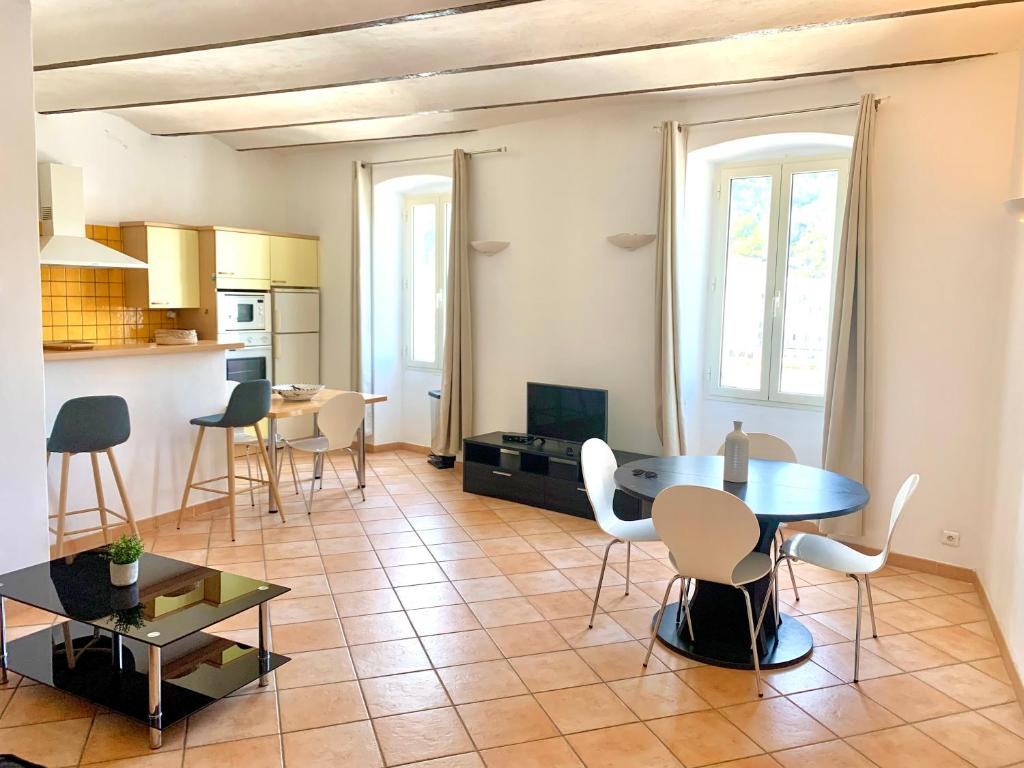 Appartements Bonifacio AcquaViva 63 Quai Jérôme Comparetti, 20169 Bonifacio