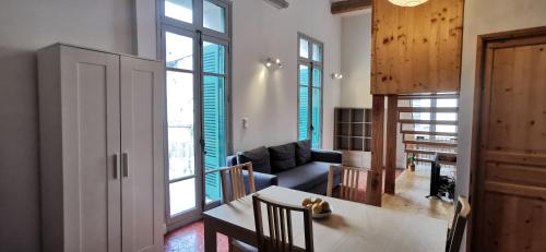 Appartements et studio rénovés en 2022, Intra Muros Avignon