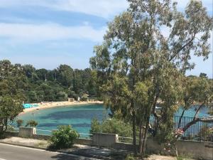 Appartements Appartements La Fossette plage Avenue du Capitaine Thorel 83980 Le Lavandou Provence-Alpes-Côte d\'Azur