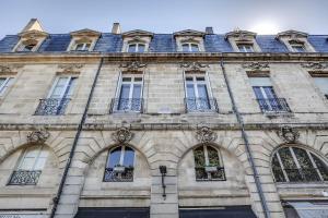 Appartements Appartements Place Gambetta - YBH 6 Place Gambetta 33000 Bordeaux Aquitaine