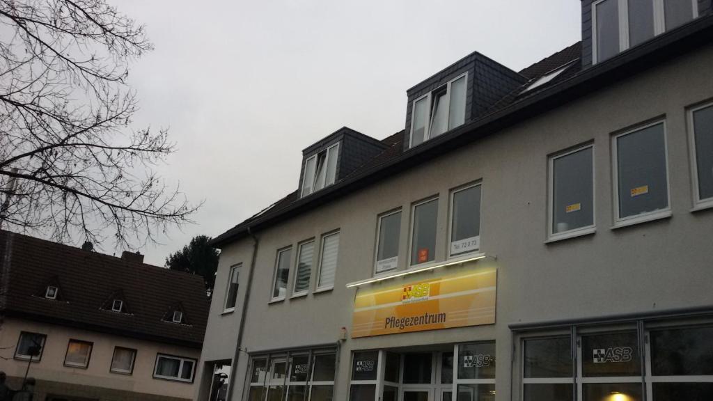 Appartements Appartment Bella Italia 1 Bahnhofstraße Etage 2, Wohnungsnummer 2 50374 Liblar