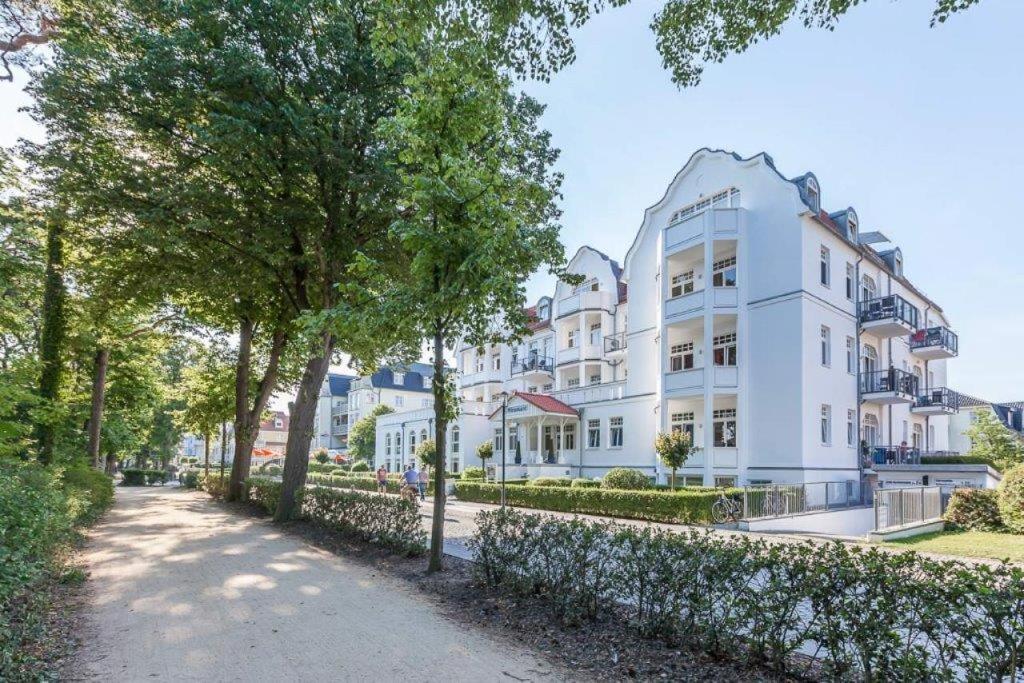 Appartements Appartmenthaus Miramare Ostseeallee 39 18225 Kühlungsborn