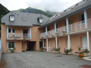 Appartements Arbizonloc 40, route de la Vallée d'Aure 65240 Guchen Midi-Pyrénées