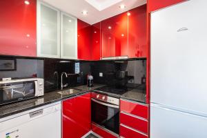 Atlantic Breeze Apartments