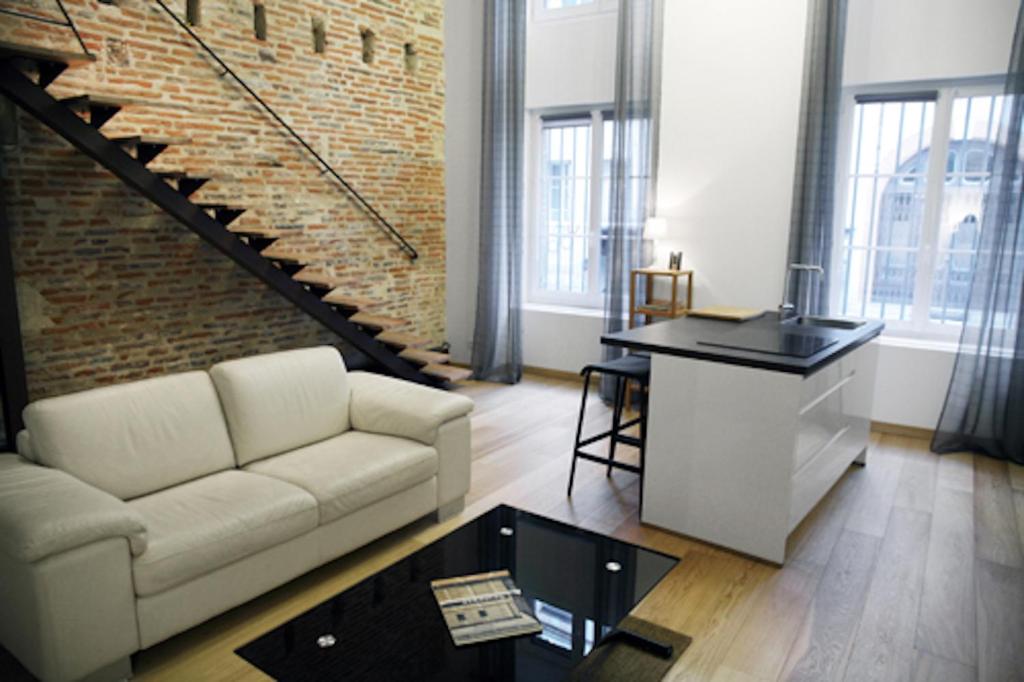 Appartements Atout Carmes 7 rue de la Dalbade 31000 Toulouse