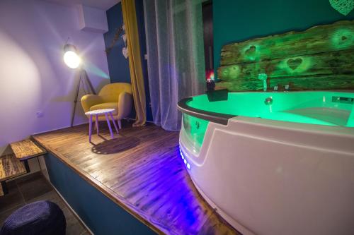 ** Au Canal du Midi - JACCUZZI & luxueux appartements **
