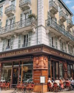 AU COEUR DES SOURCES - Vichy