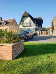 Appartements Aurélien et Charlotte 4 Place Félix Guérard 80460 Ponts-et-Marais Normandie