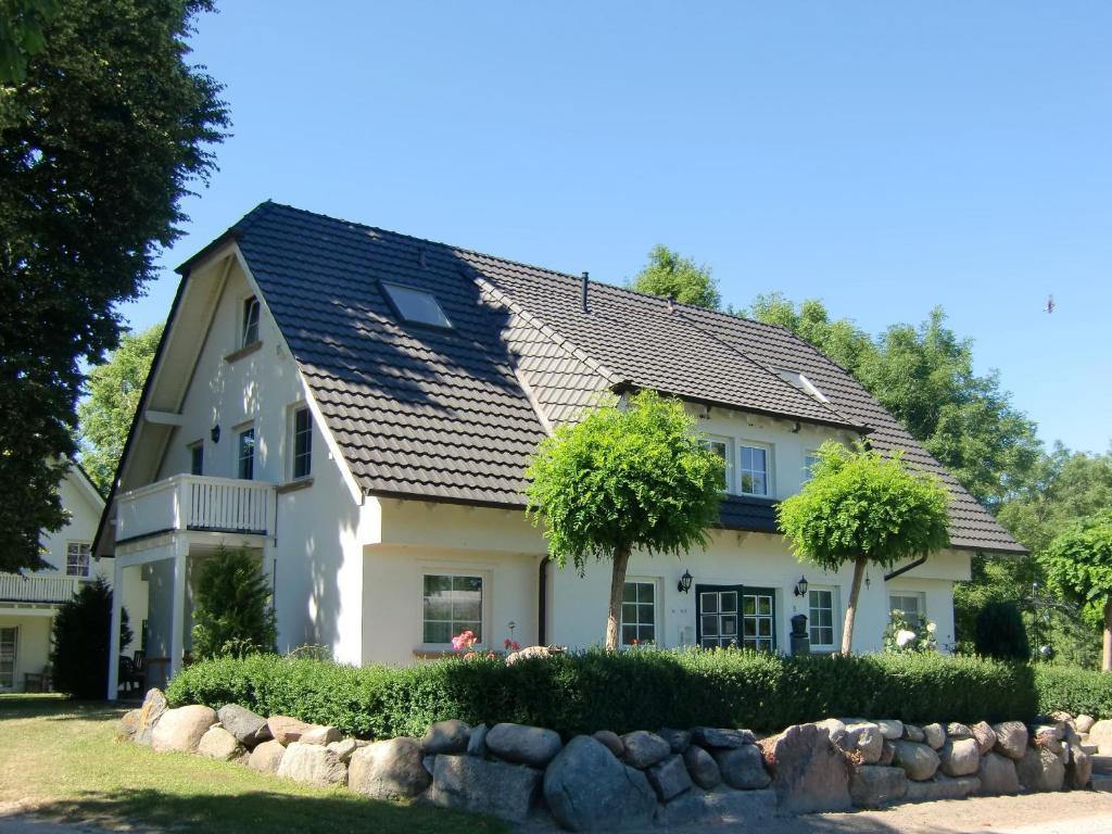 Auszeit auf Rügen Haus Nr. 8 Kastanienalle 8, 18551 Nardevitz