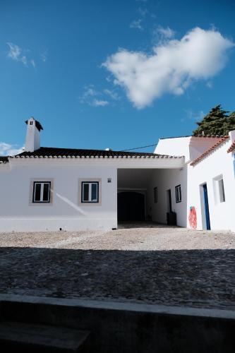 Azoia 10 - Casas de Campo & Hostel