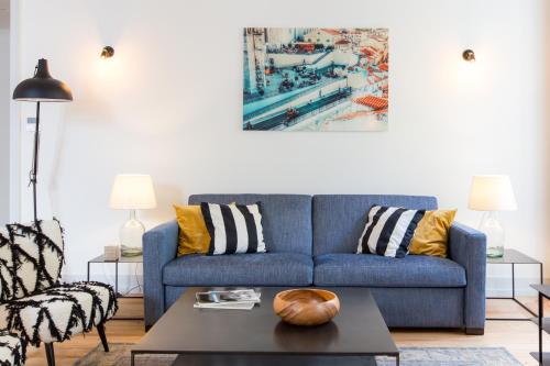 Bacalhoeiros 99 - Beautiful and bright Apartment @ Baixa, Chiado