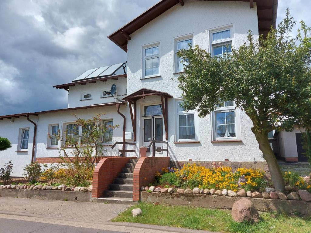 Appartements Backbord und Steuerbord Seestraße 48 18546 Sassnitz