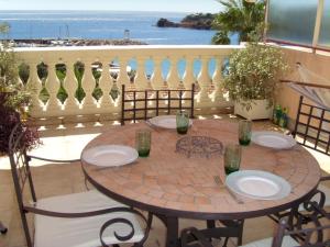 Appartements Baie de la Méditerranée 14 avenue du Trayas 06590 Théoule-sur-Mer Provence-Alpes-Côte d\'Azur