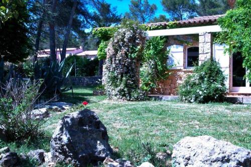 Bastide de l'Ovalie Gites