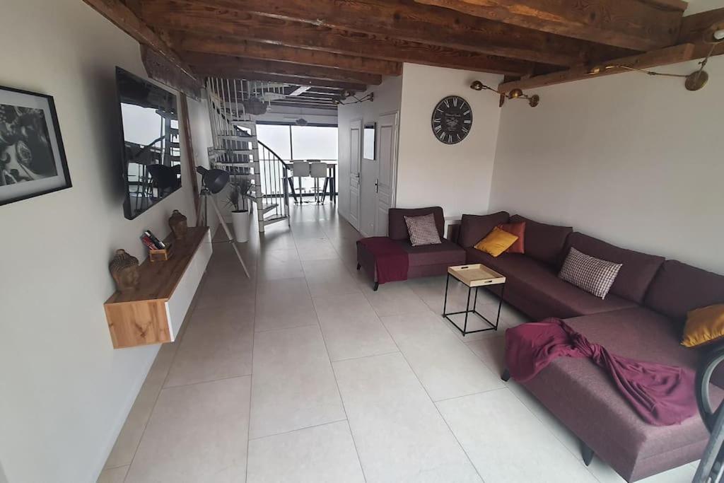 Appartements Beau T3 au cœur du centre ville 10 Avenue des Pyrénées 11100 Narbonne